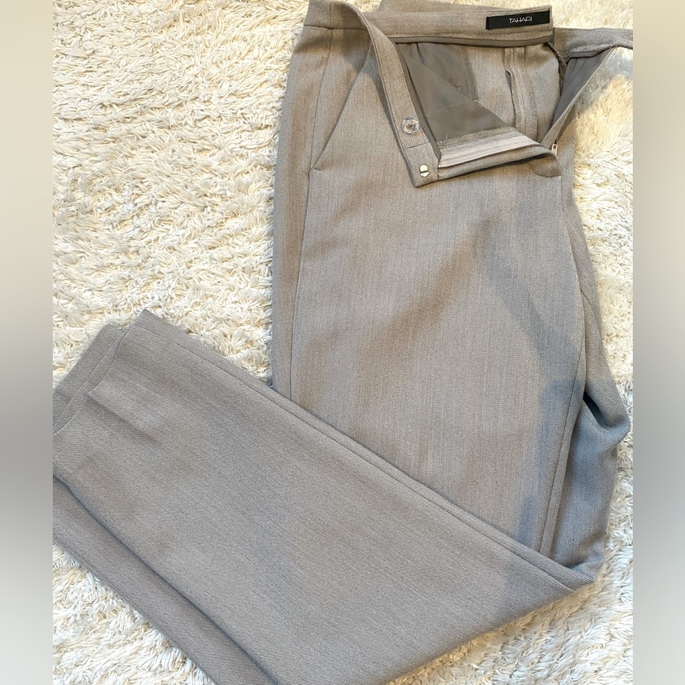 Tahari women’s work pant slim straight trousers beige/grey